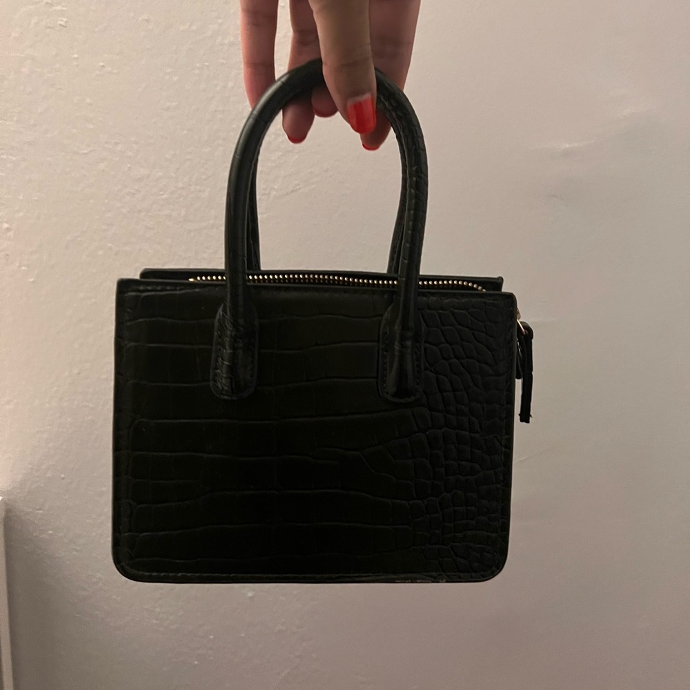 Mango green bag